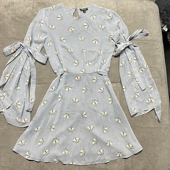 π¦π¦ Topshop Moth Tie Butterfly Sleeve Skater Dressπ¦π¦ - Picture 3 of 12